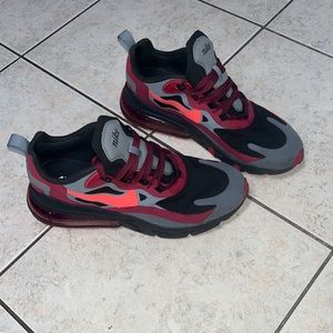 Nike 270 react